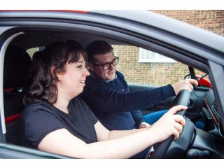 Advanced Driving Lessons near Frankston North from The Best Instructors