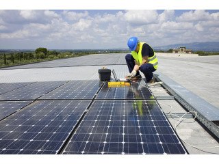 Commercial Solar Panel Installation in Sunshine Coast by Expert Professionals