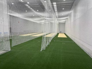 Hire Reliable Indoor Sports Maintenance Services AU