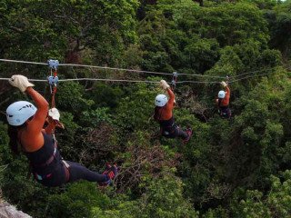 Zipline Tours for Everyone: Family-Friendly Adventures