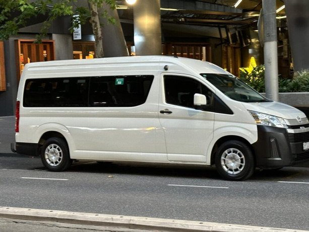 maxi-cab-melbourne-move-in-comfort-always-on-time-big-1